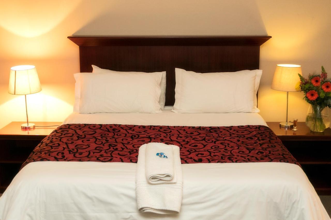 Mondior Manor Guest House 킴벌리 외부 사진