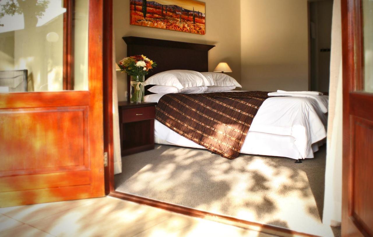 Mondior Manor Guest House 킴벌리 외부 사진