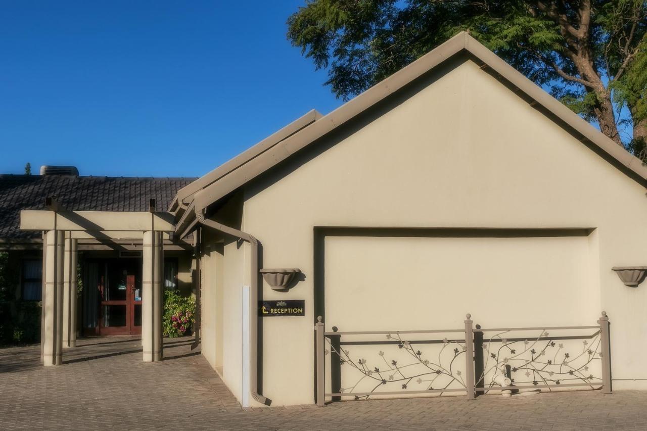 Mondior Manor Guest House 킴벌리 외부 사진