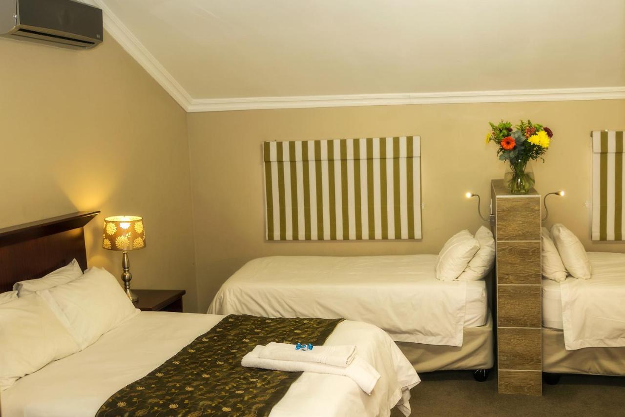 Mondior Manor Guest House 킴벌리 외부 사진